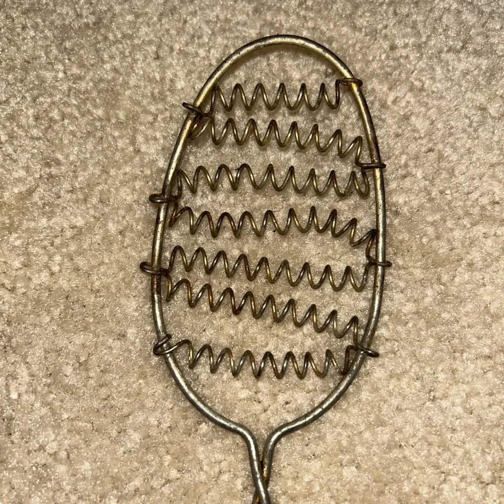 Vintage Kitchen Twisted Metal Wire Whip Whisk /Strainer With Wooden Handle